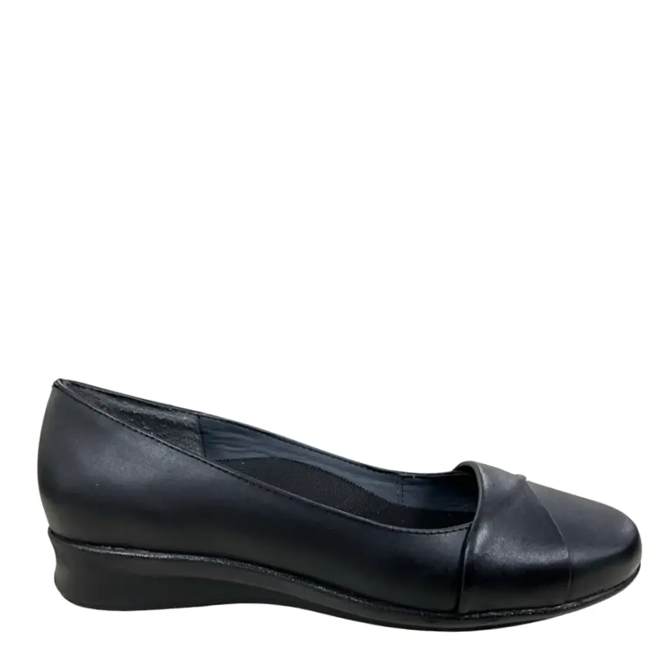 Simply Black Shoes 5017 Women's Dress Shoe Discontinued