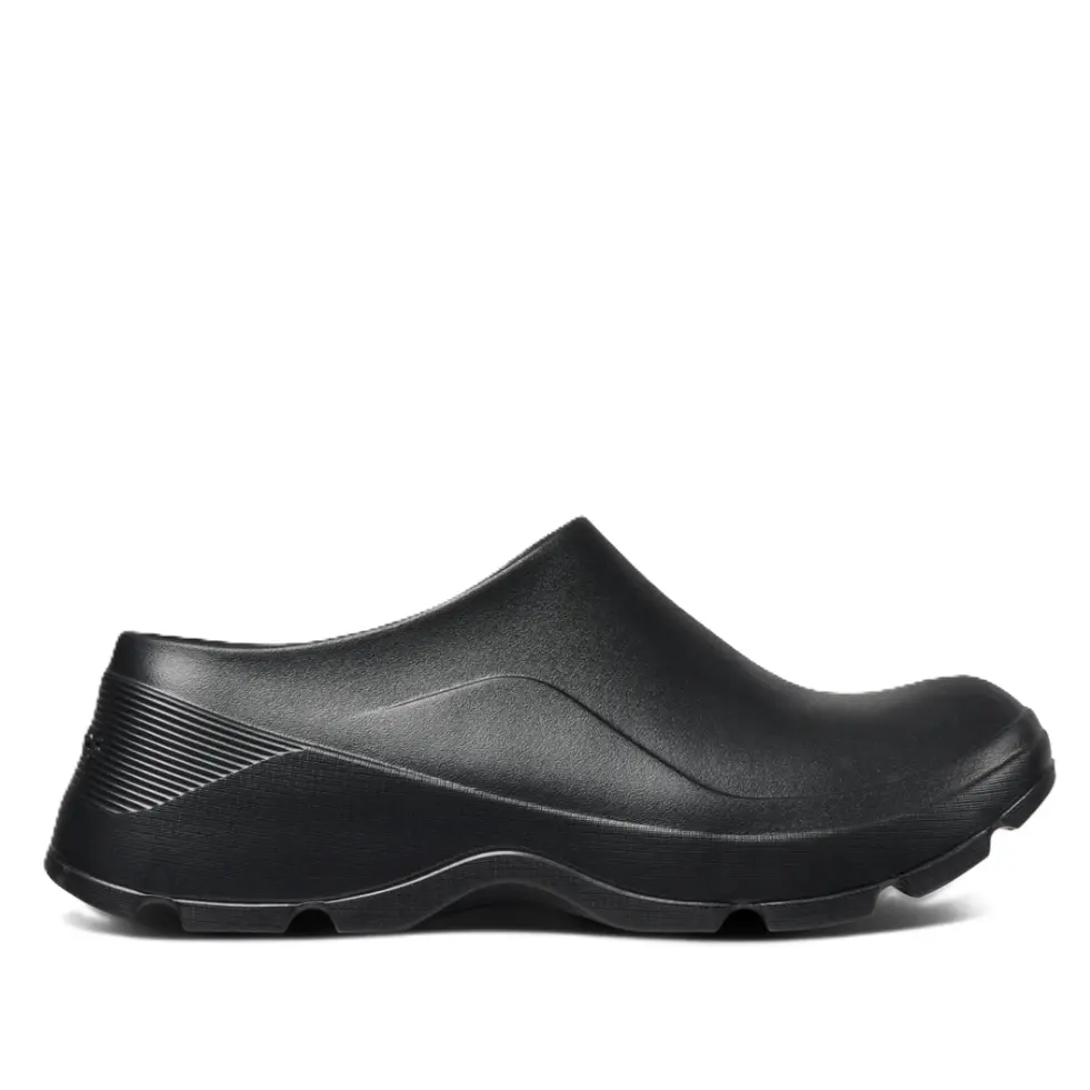 Joybees Women's Garden Grove Clog solid black