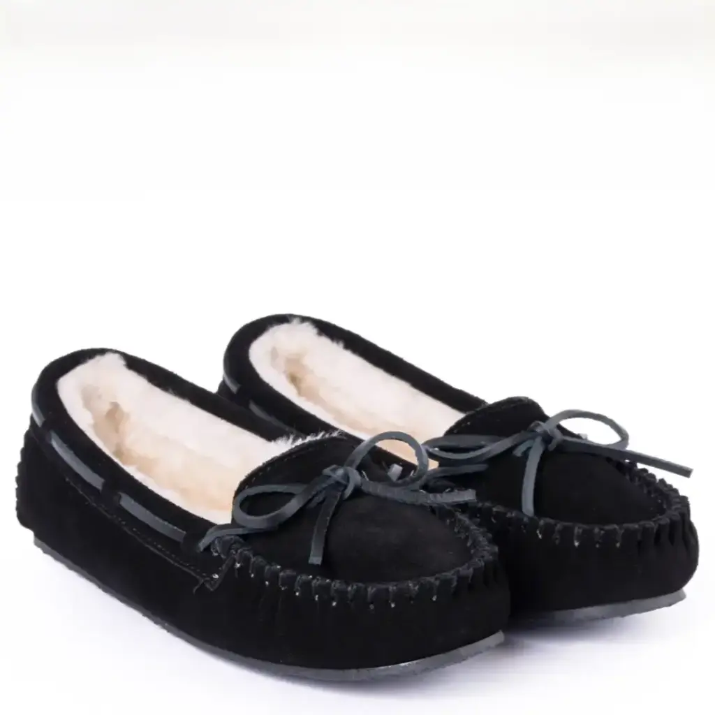 Minnetonka Cally 4010/Black Women's Slipper